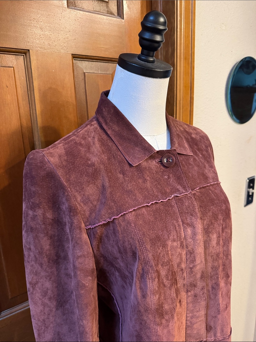 Anonymous by John Carlisle Women's Suede Long Coat in Dusty Rose Size L - Picture 5 of 9